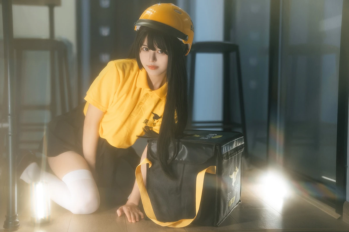 rua阮阮 - 白丝外卖员