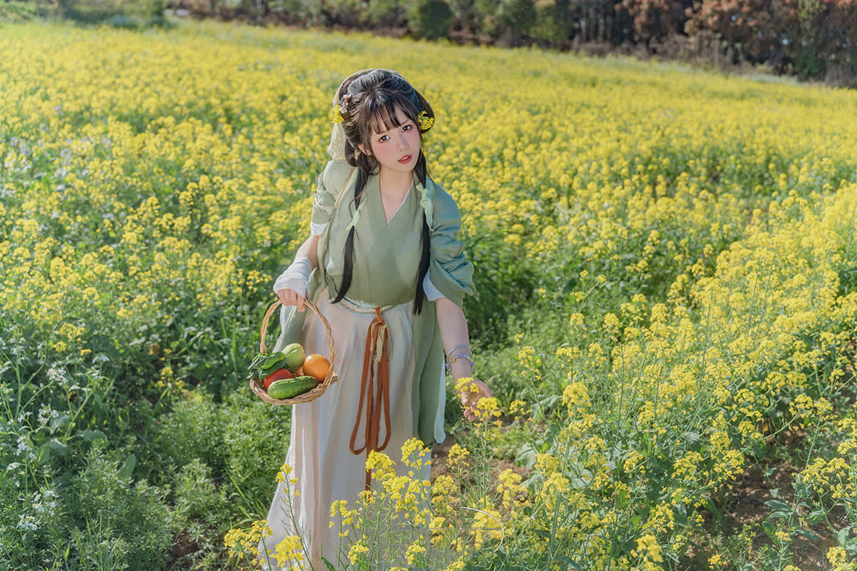 咬一口兔娘(黏黏团子兔)(咬人小小兔) - 2024年5月订阅『田耕记』