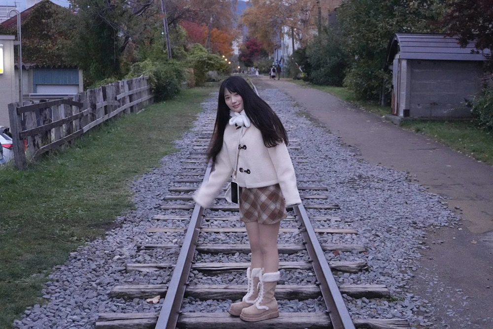 再度拉升业界强度!超新星女优 榊原萌 公开旅游影像,令粉丝大赞:原榊,太强