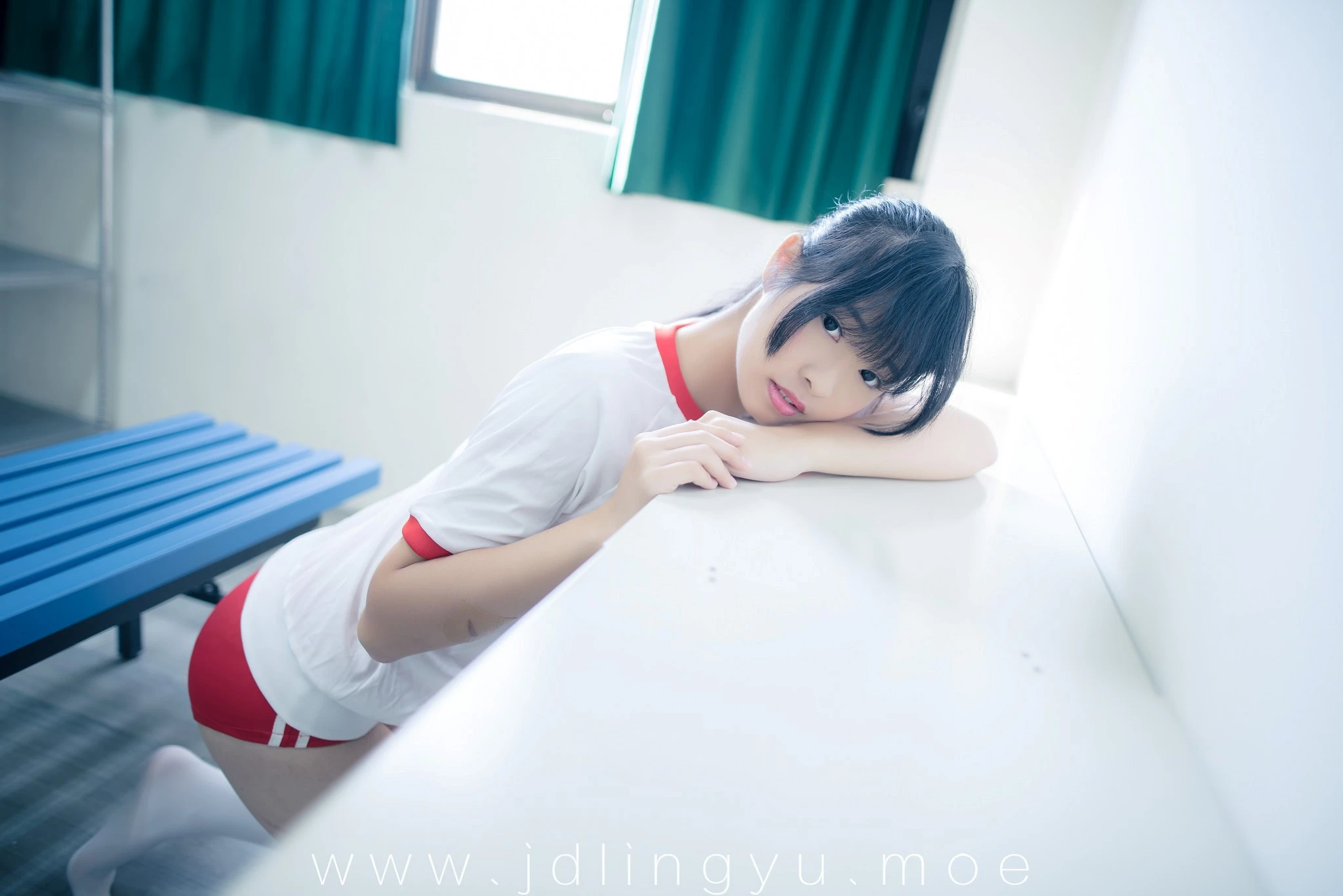 2016-10-17_22-32-29_11_20_2024