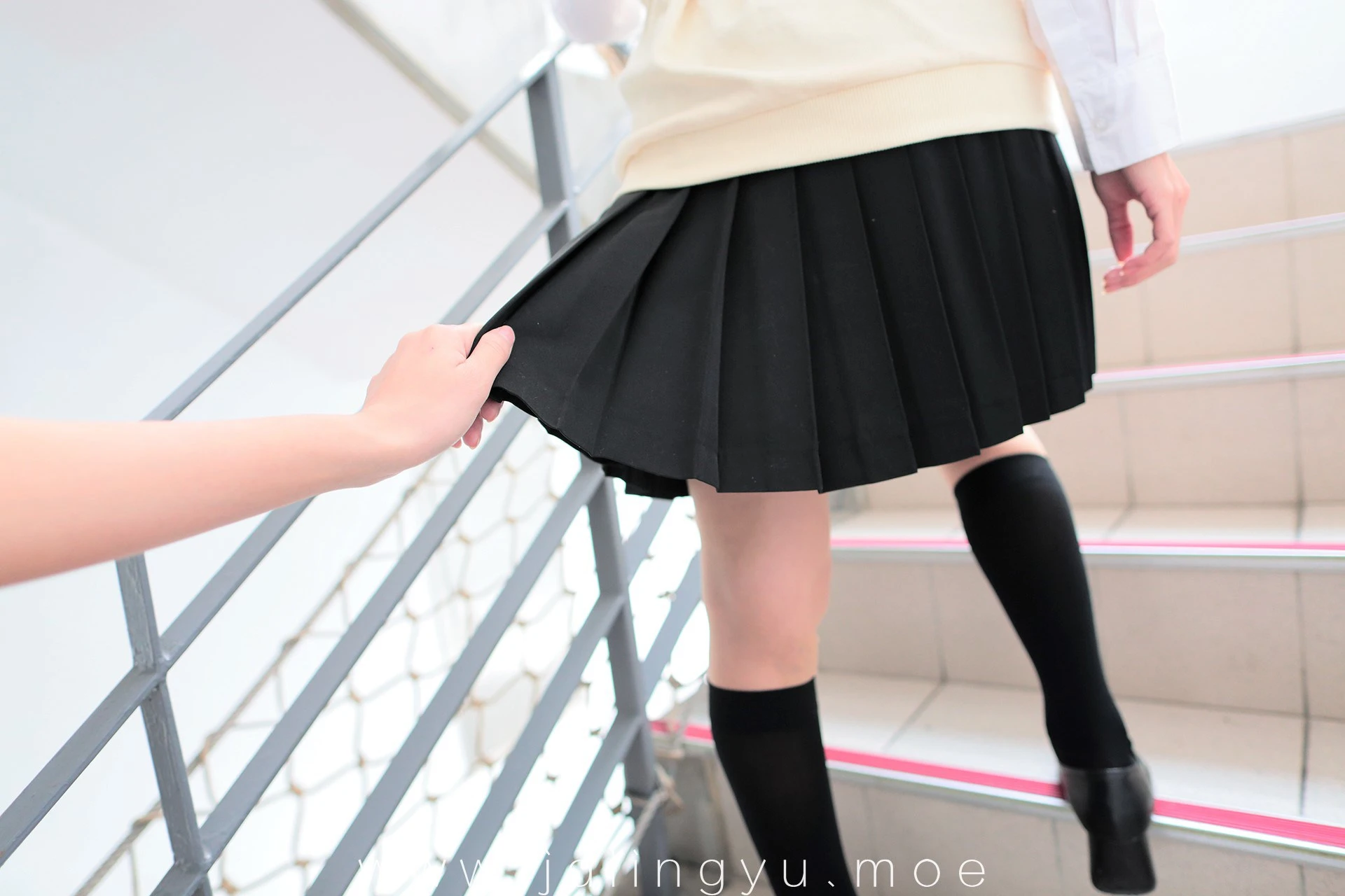 JK制服少女·九十九
