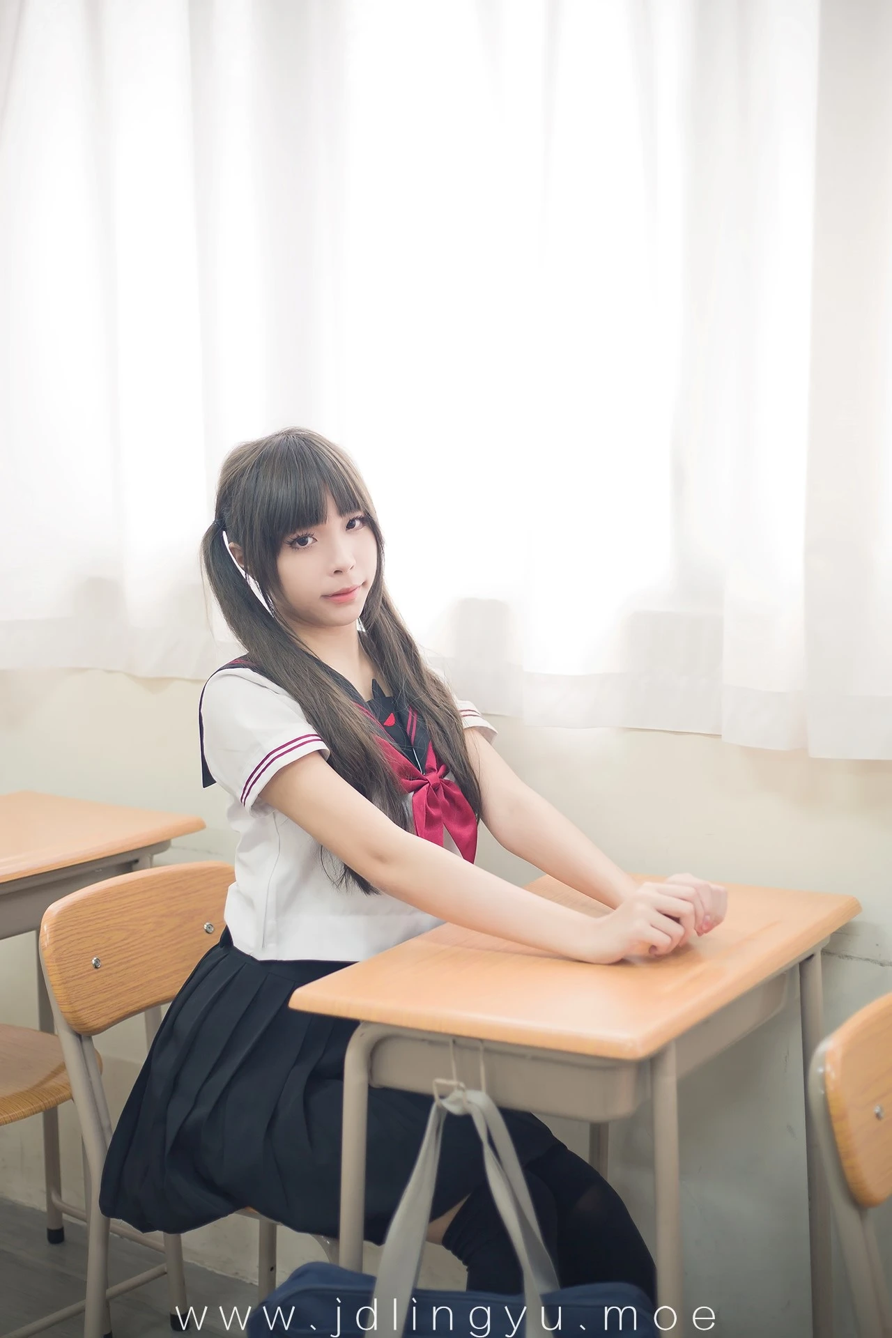 2016-10-21_21-38-14_11_21_2024