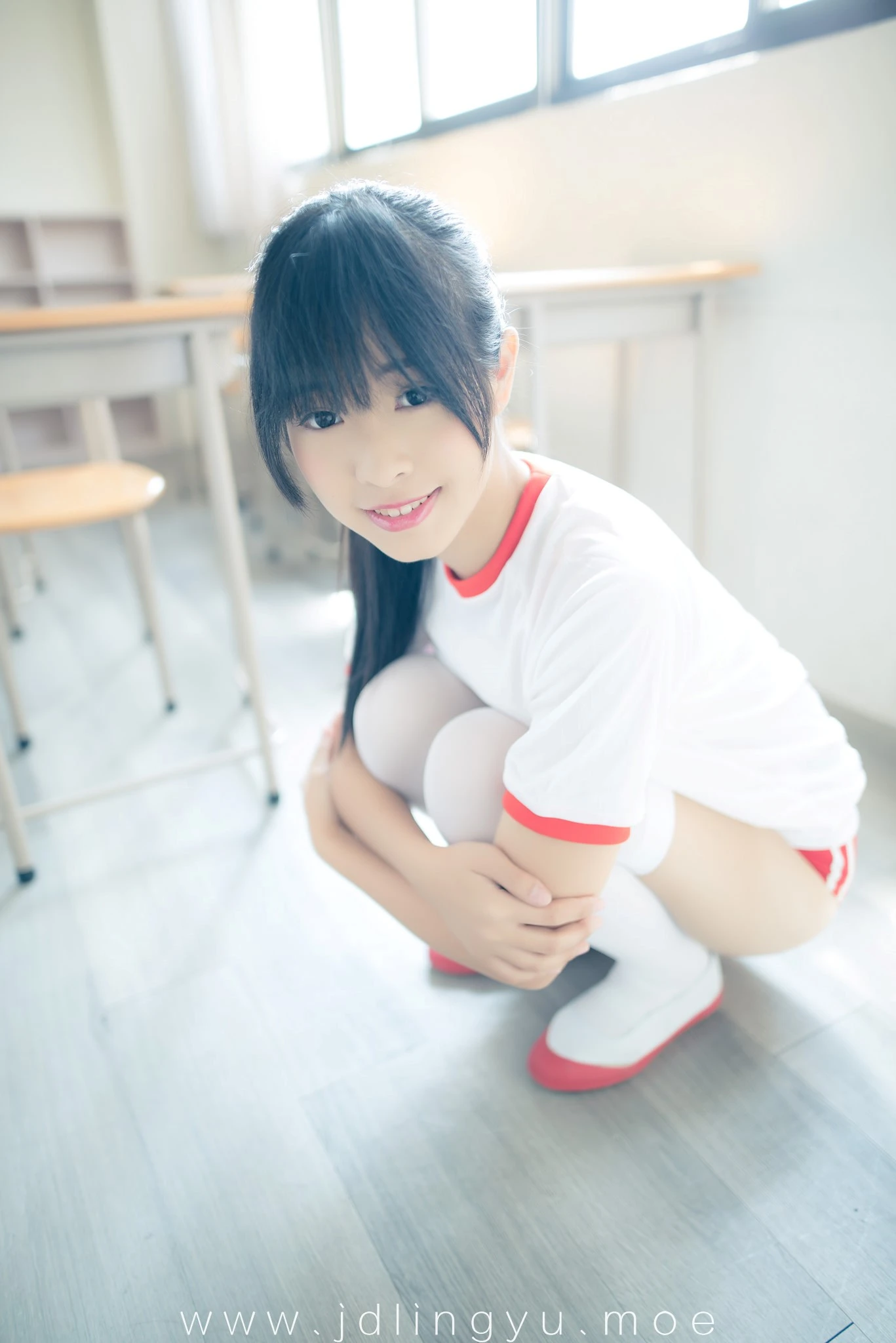 2016-10-21_21-59-19_11_21_2024