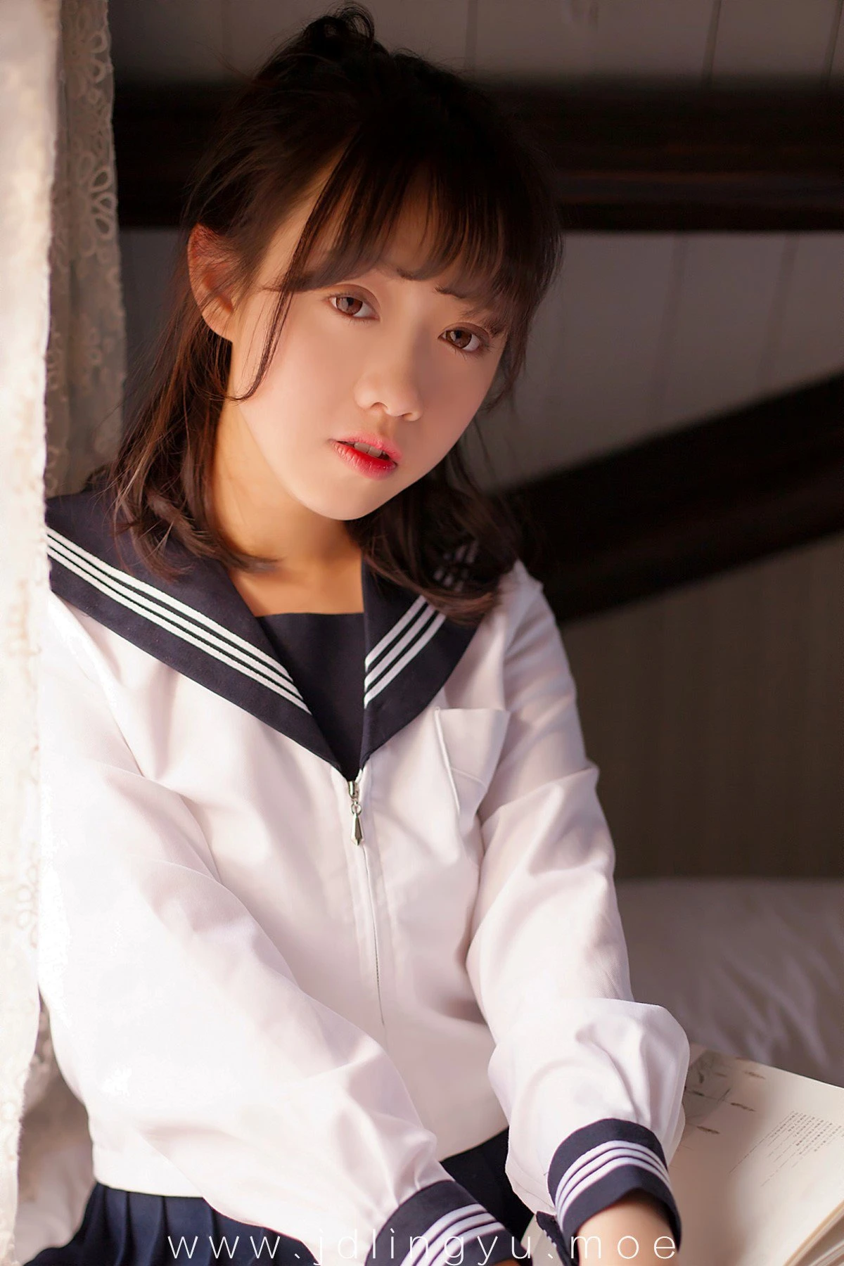 2016-10-25_20-59-45_11_21_2024