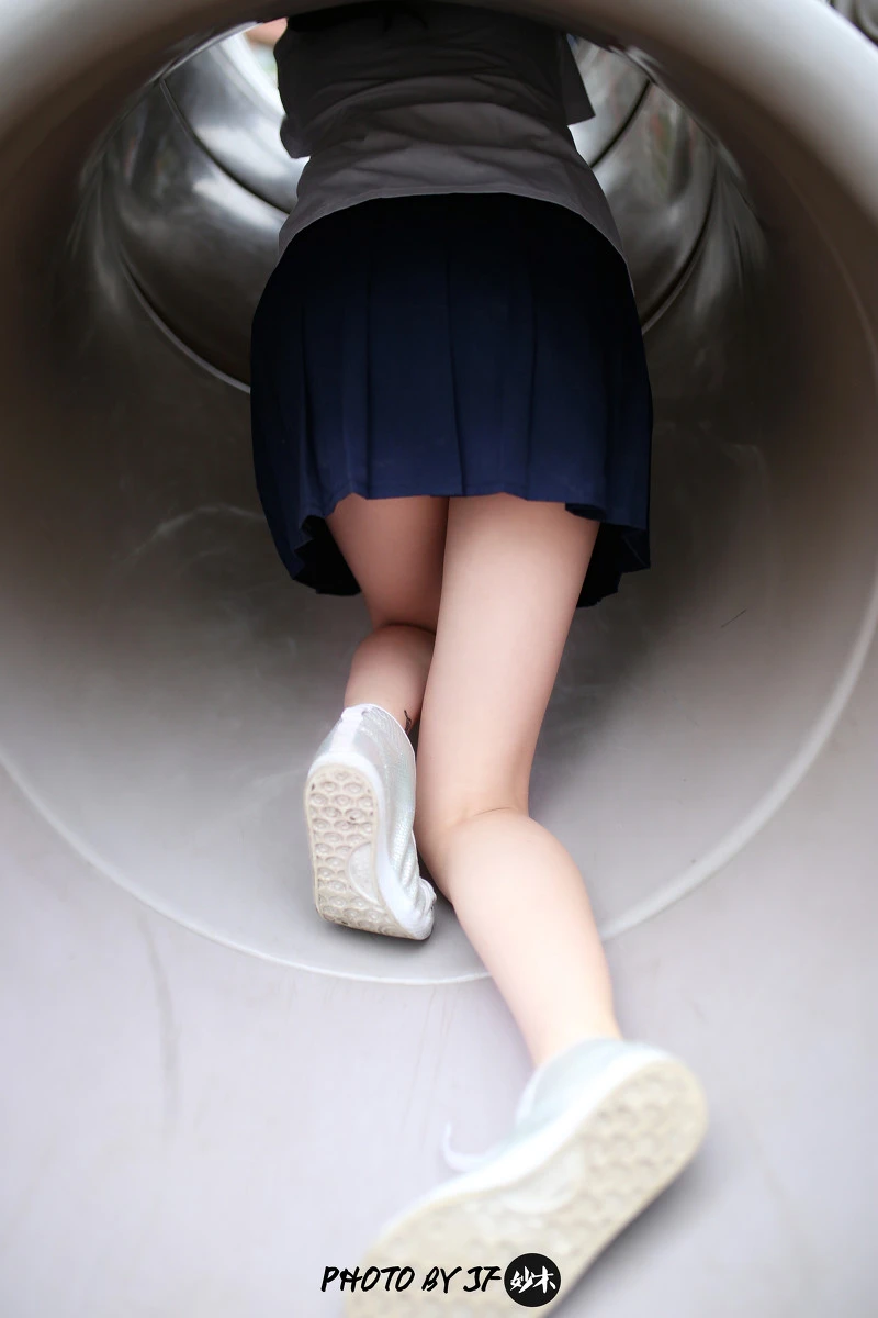 2016-10-28_22-49-03_11_22_2024