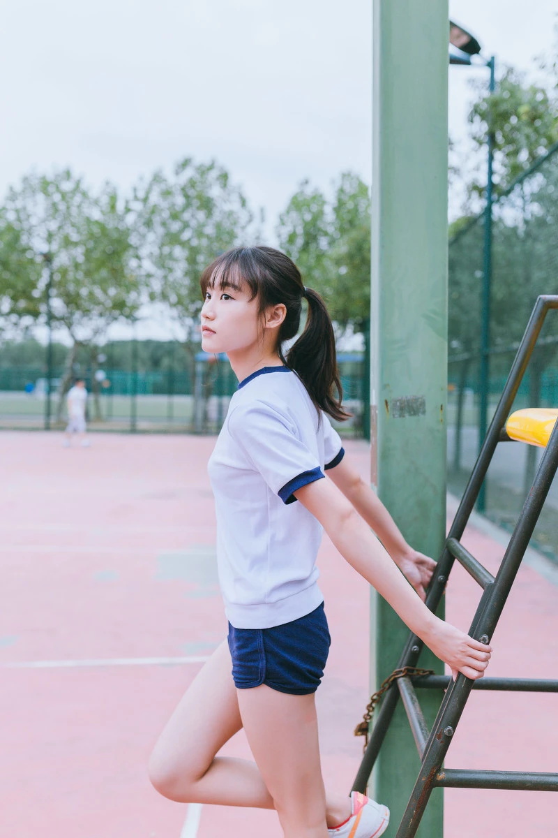 2016-10-29_22-43-27_11_22_2024