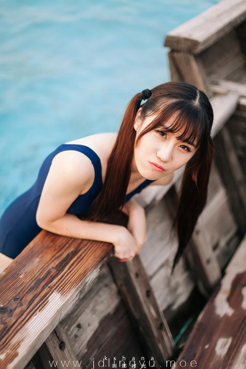 2016-10-30_23-19-54_11_22_2024