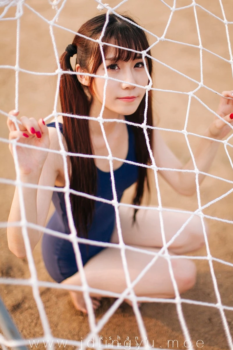 2016-10-31_22-00-40_11_23_2024