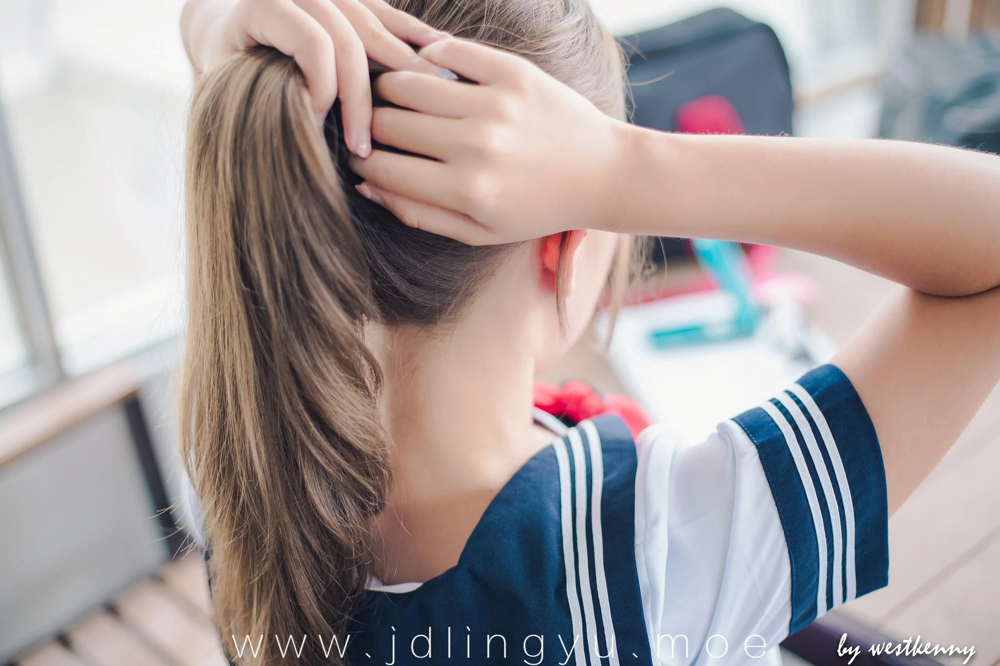 2016-11-13_22-29-01_11_25_2024