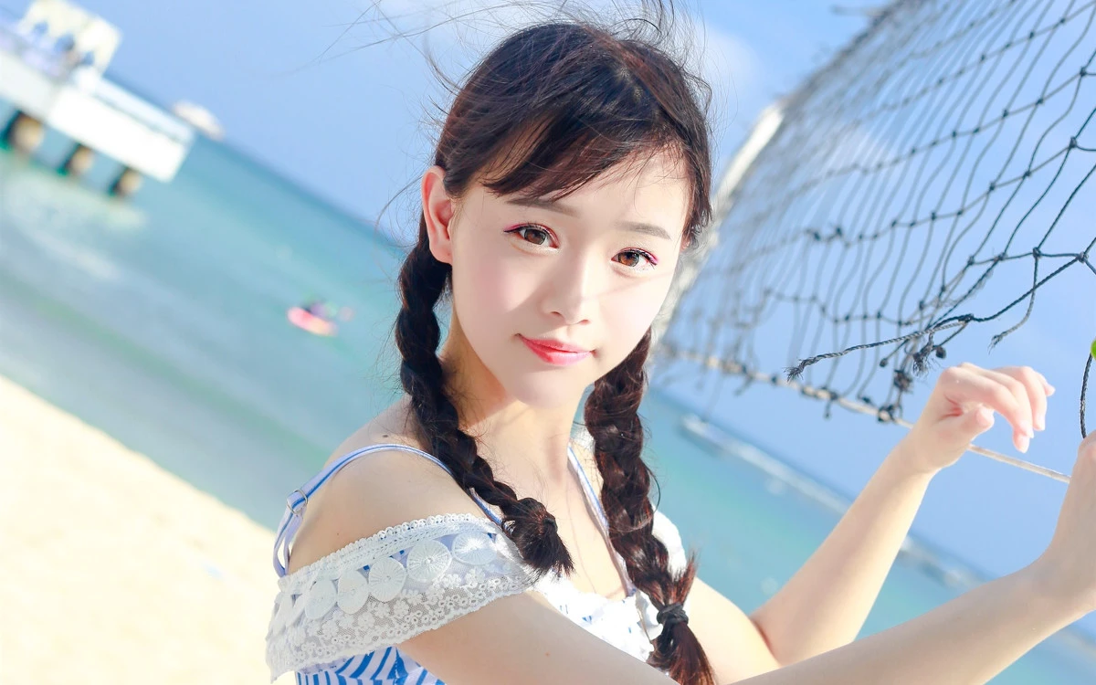 2016-11-21_23-52-36_11_26_2024