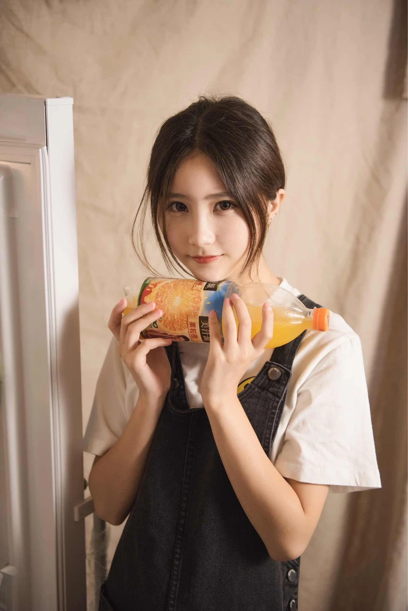 2016-11-23_22-02-36_11_26_2024