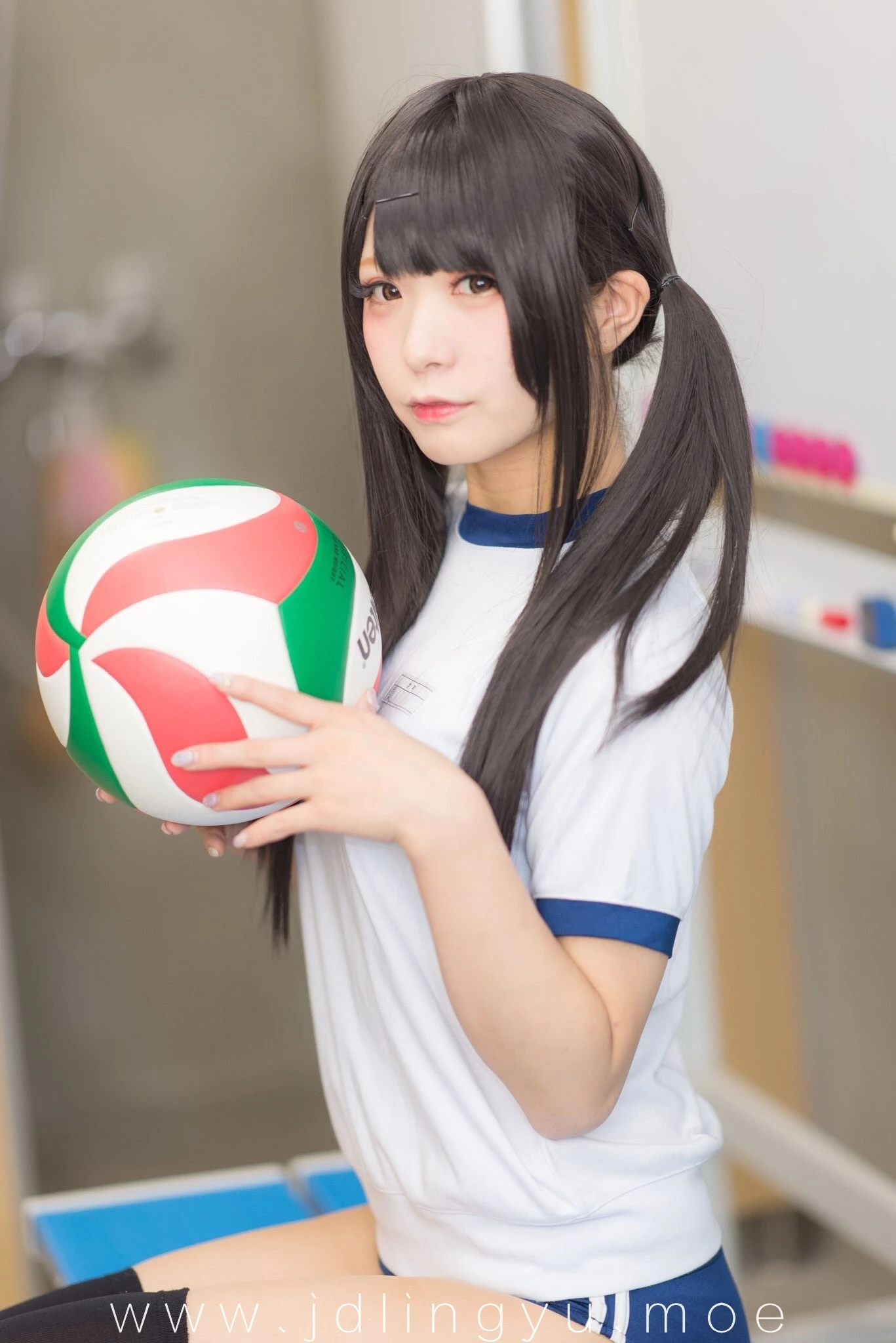 2016-12-20_00-17-50_11_26_2024