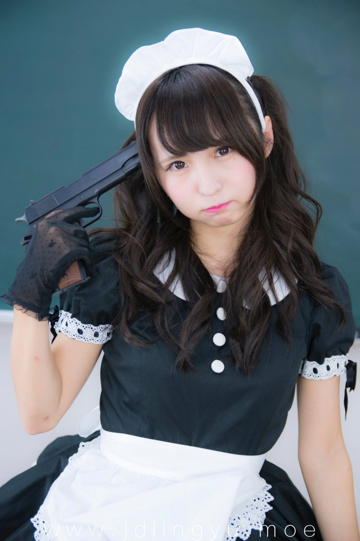 2016-12-20_02-40-09_11_26_2024