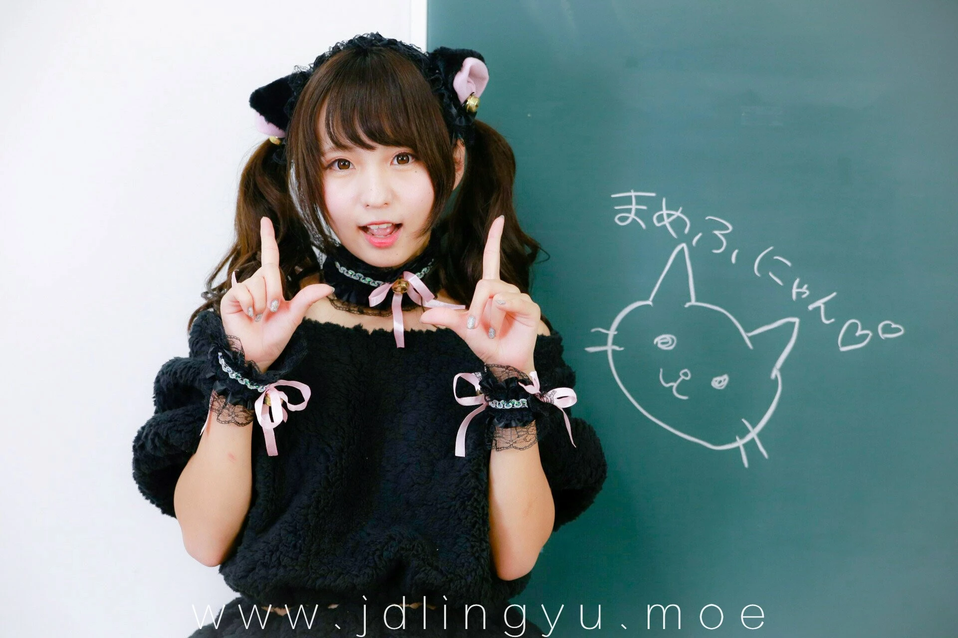 2016-12-20_22-13-02_11_26_2024