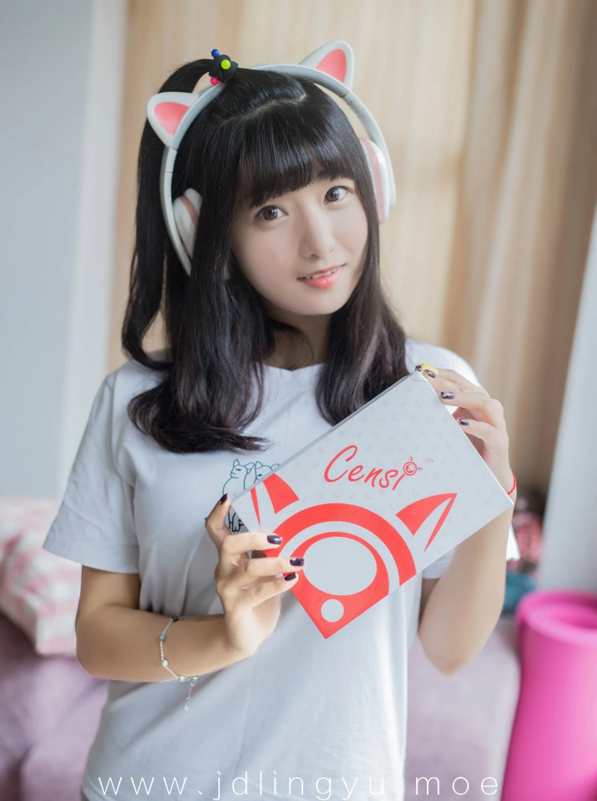 2016-12-21_22-32-02_11_26_2024