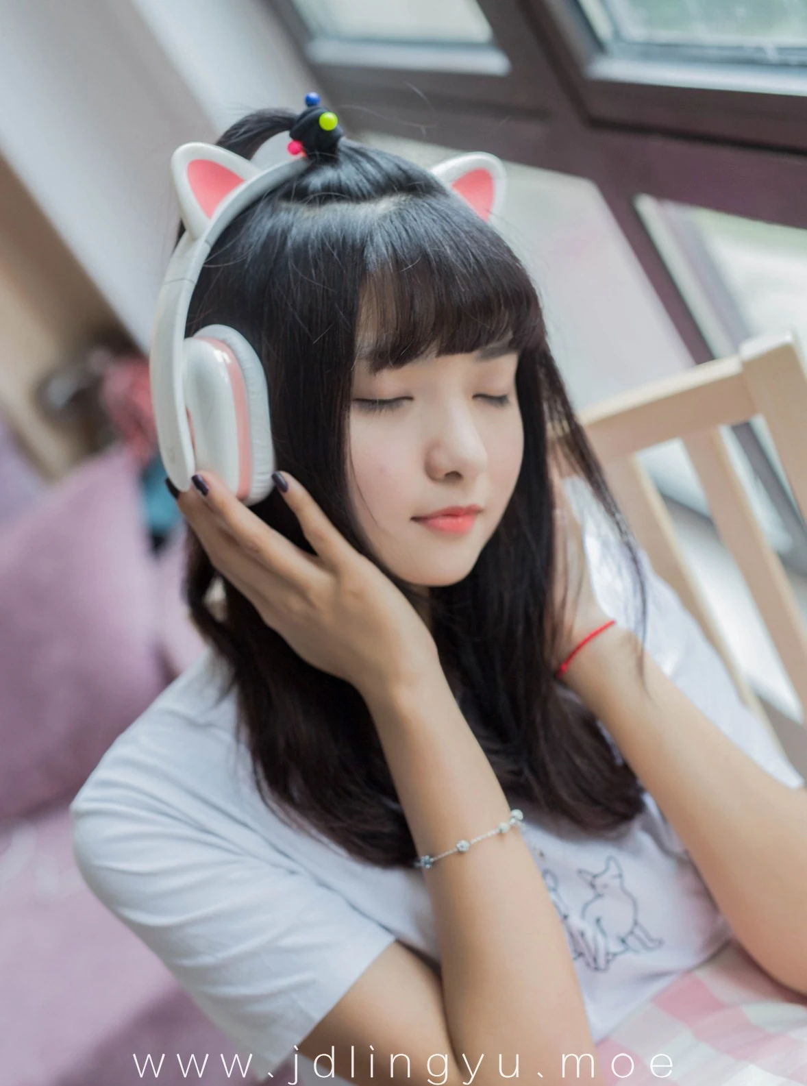 2016-12-21_22-33-07_11_26_2024