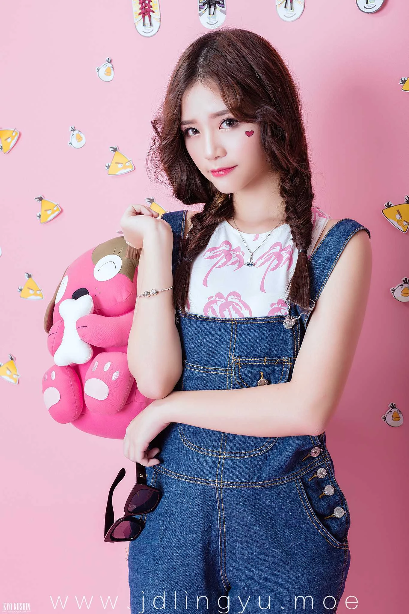 2017-01-20_20-40-42_11_28_2024