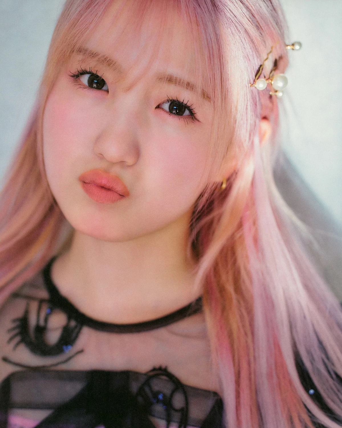 Honda Hitomi 1st Photobook - Page 036_12_10_2024