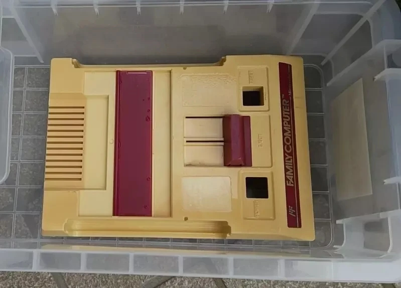 《拯救变黄的红白机》泡漂白水究竟能不能起死回生？做过这种事的网友们现身说法……