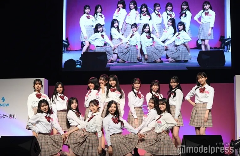 2024年日本最可爱女高中生《はるあ》气质满分!击败4.2万人夺选美冠军!