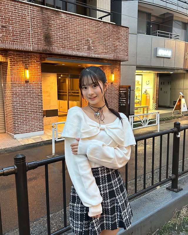 2024年日本最可爱女高中生《はるあ》气质满分！击败4.2万人夺选美冠军！