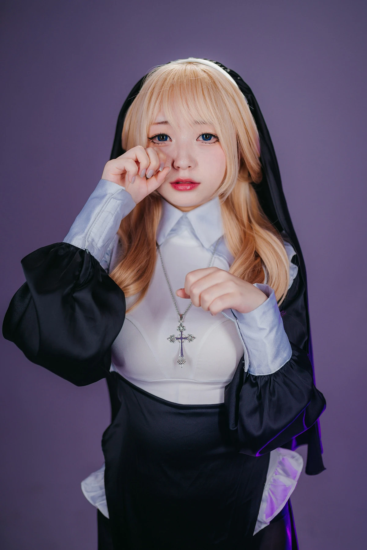 [花铃] 圣堂修女