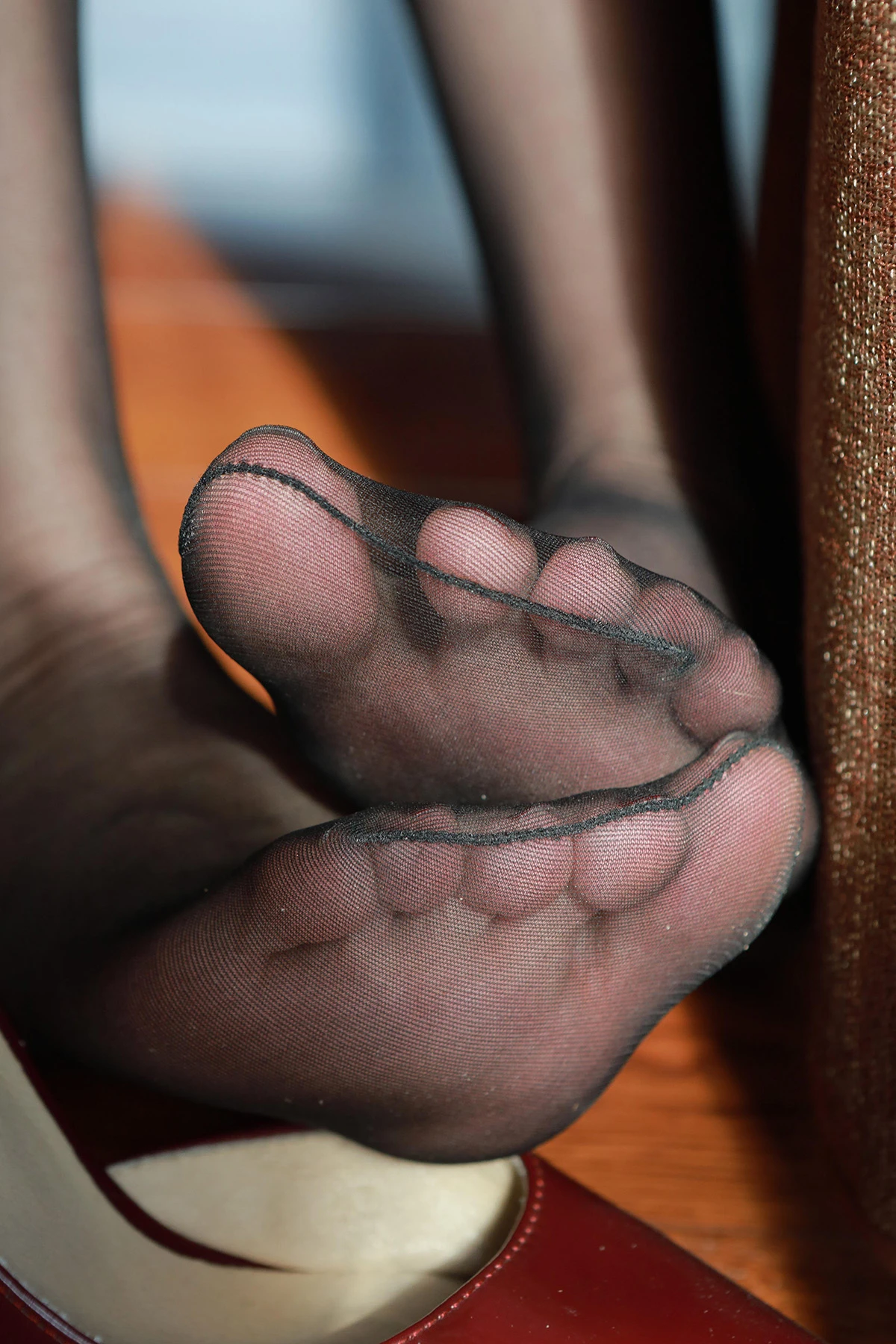 红色 (2)_01_07_2025