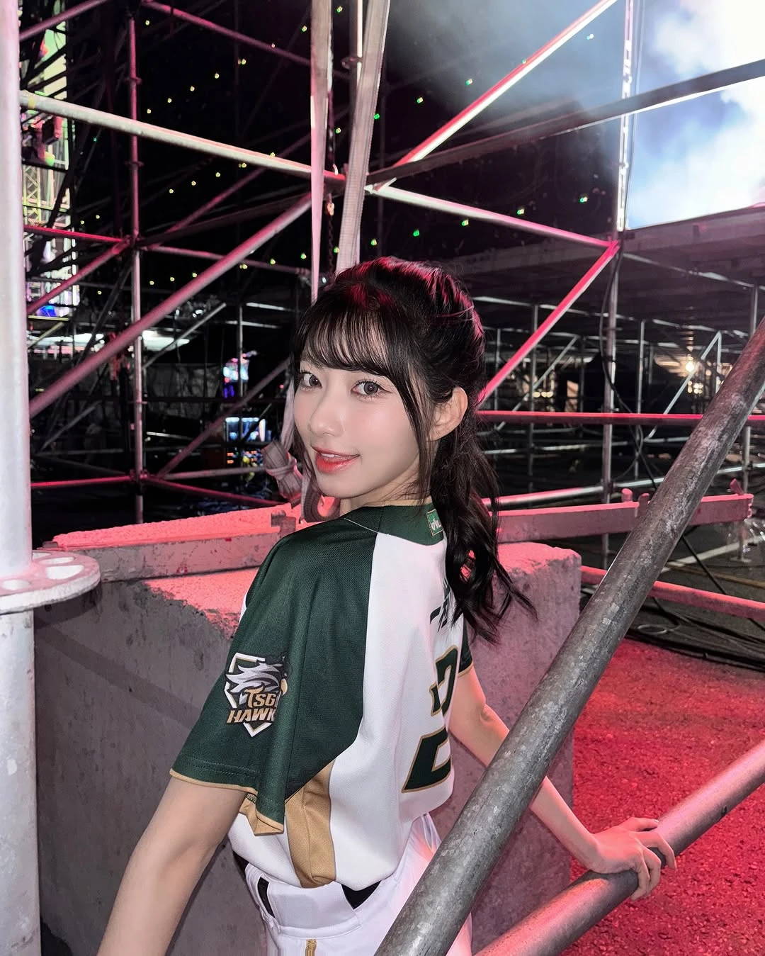 一粒IG狂涨35万粉爆红！接受日媒专访苦笑认：「再也无法素颜出门」掀讨论