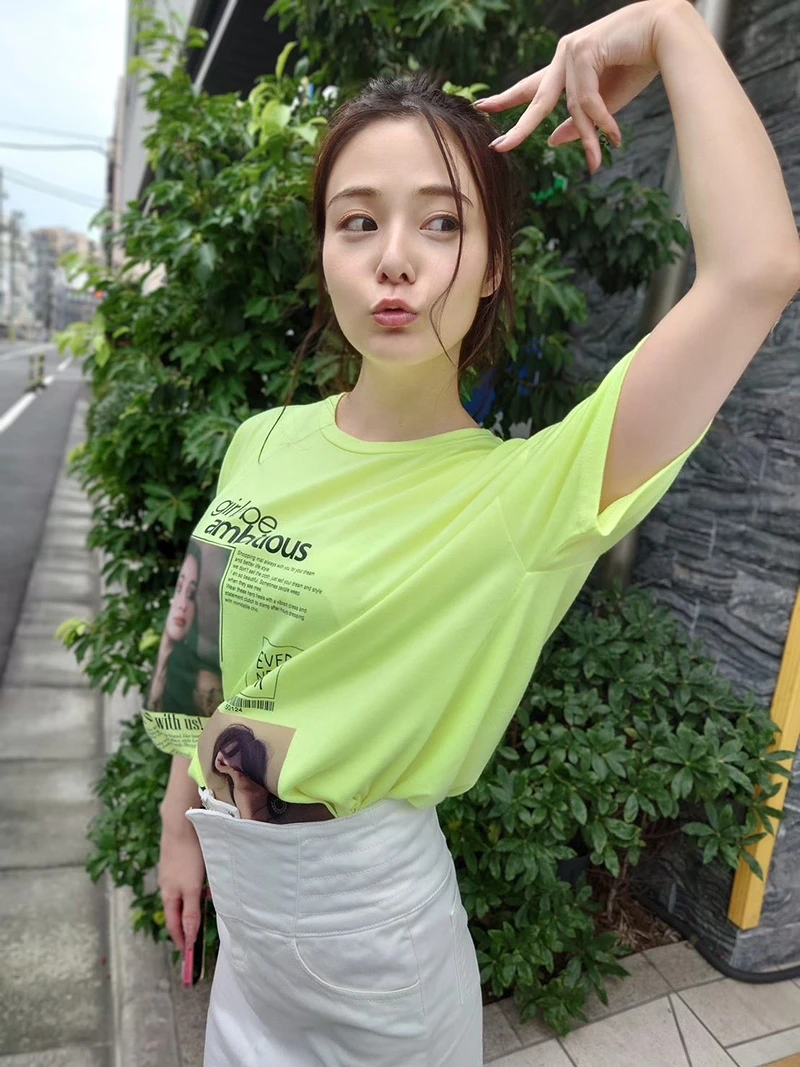 F3m4W1La4AA0xqj_02_22_2025