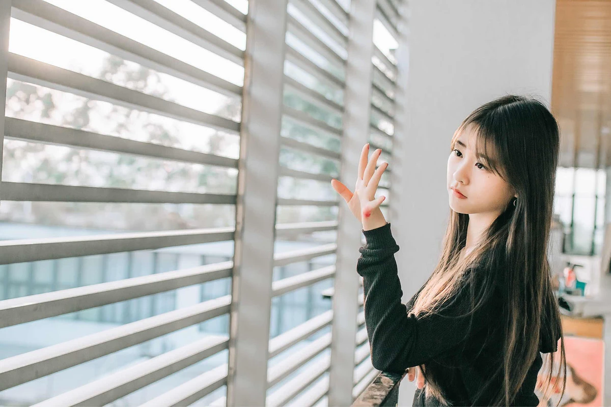 2017-02-04_23-34-54_03_05_2025