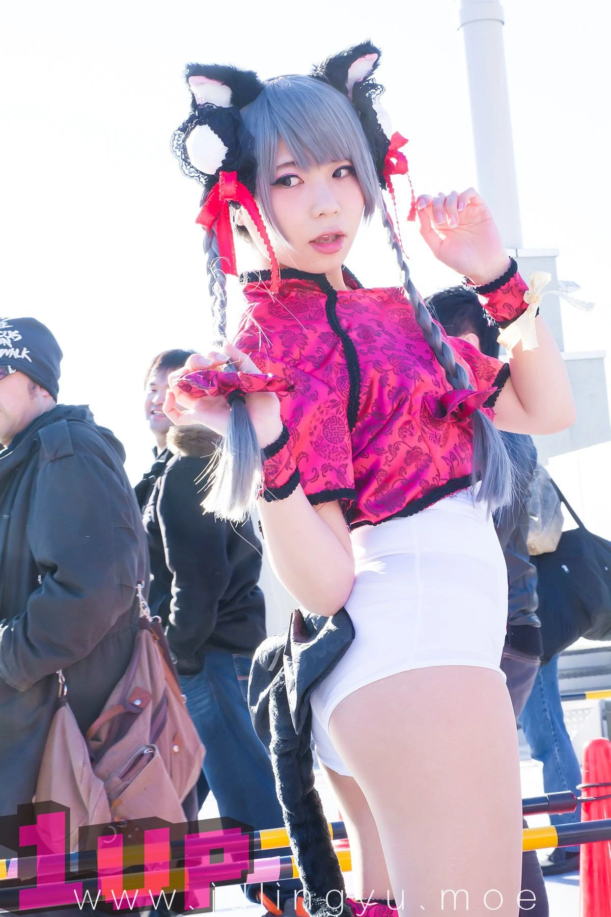 2017-02-08_23-27-23_03_07_2025