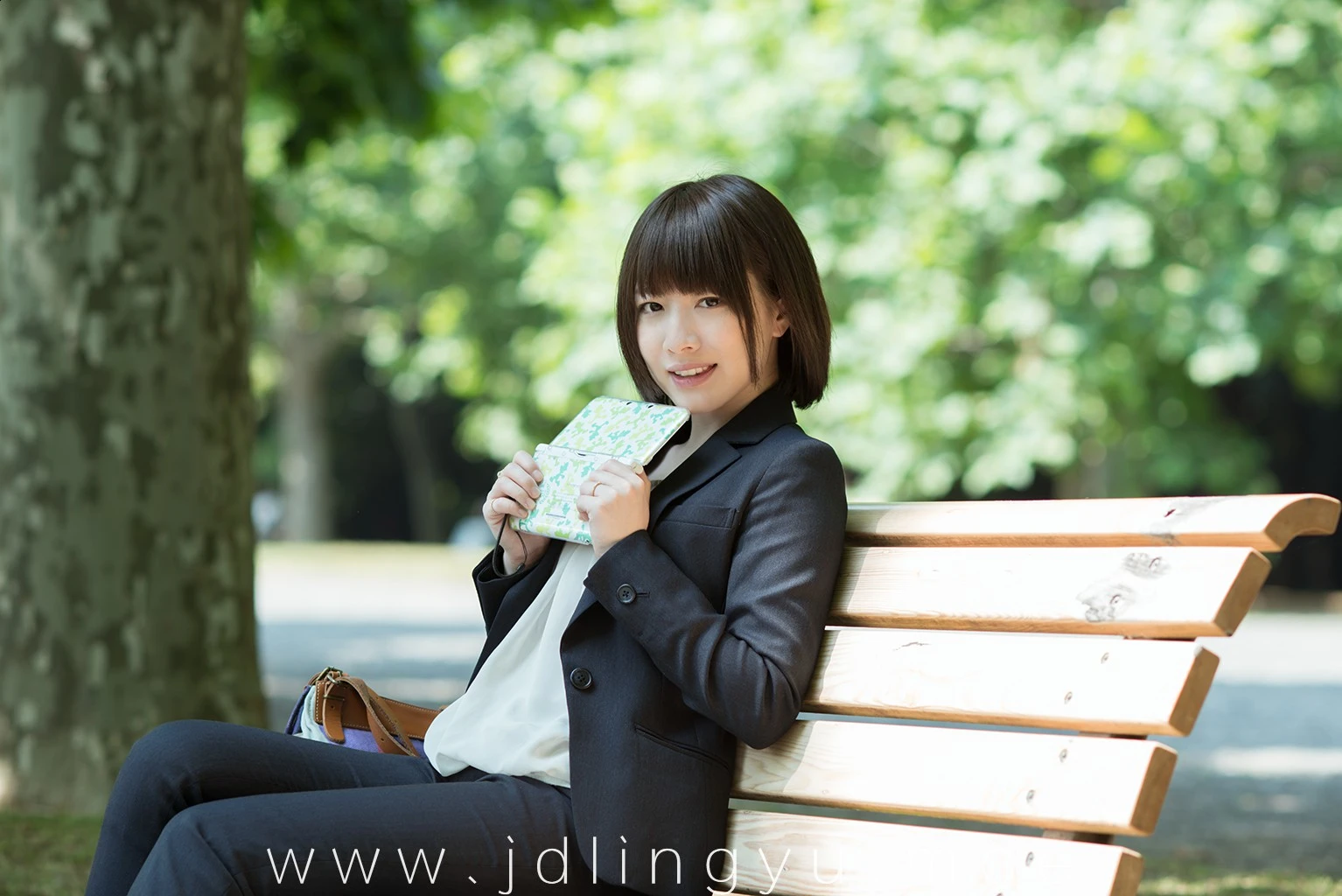 2017-02-07_21-26-43_03_07_2025