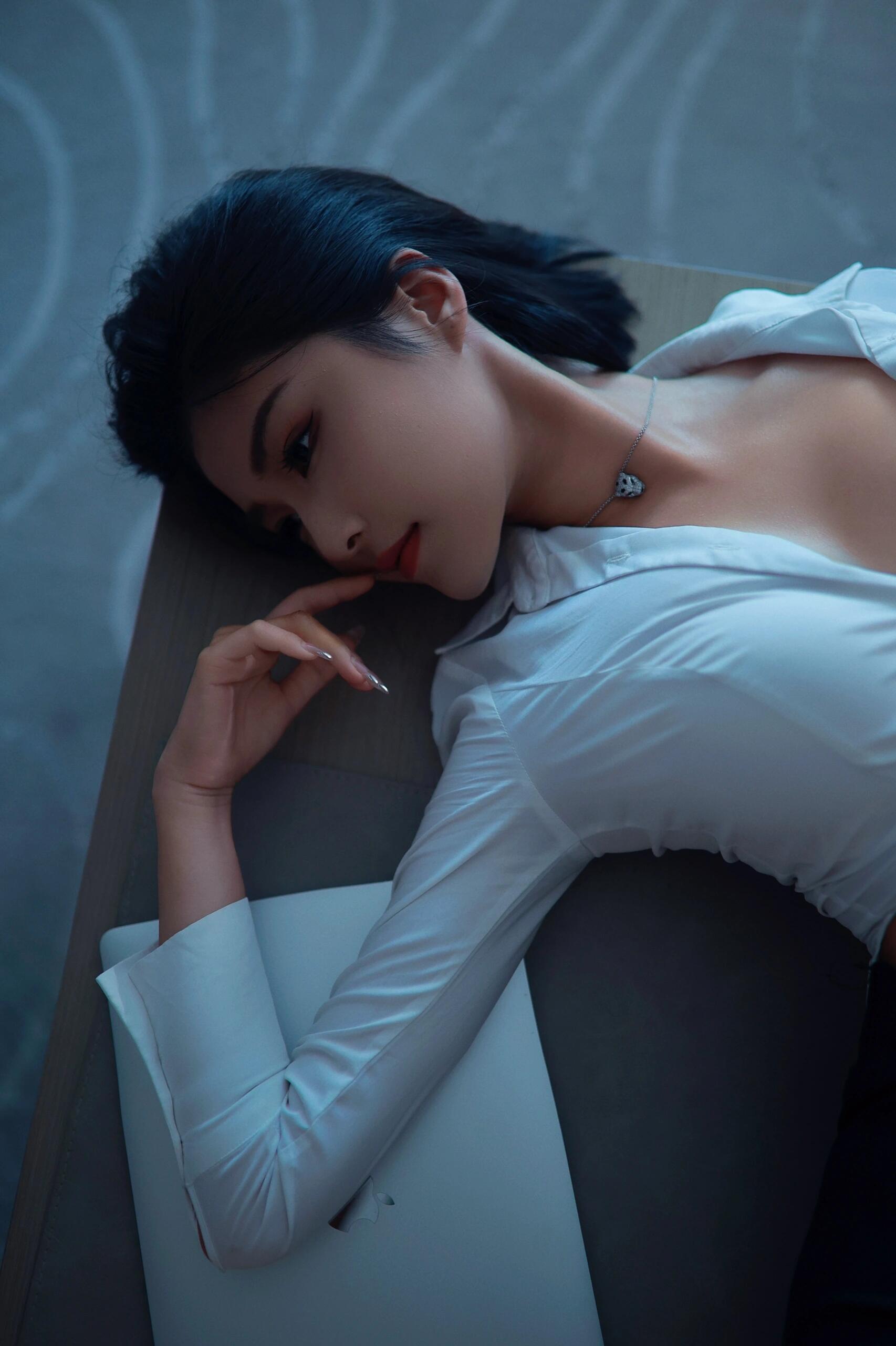 0076ZCQTgy1htiqwik14zj31be1z4gqk