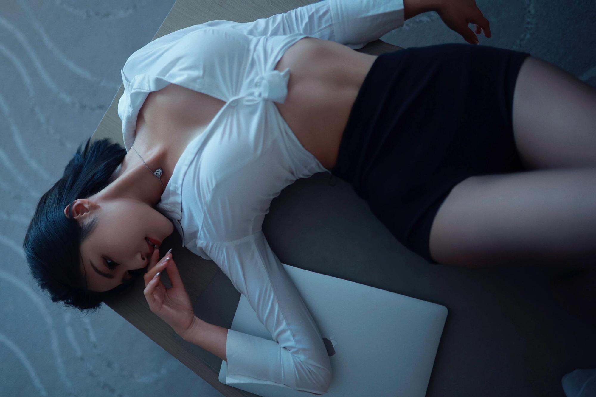 0076ZCQTgy1htiqwjm5u8j31jk111n0l