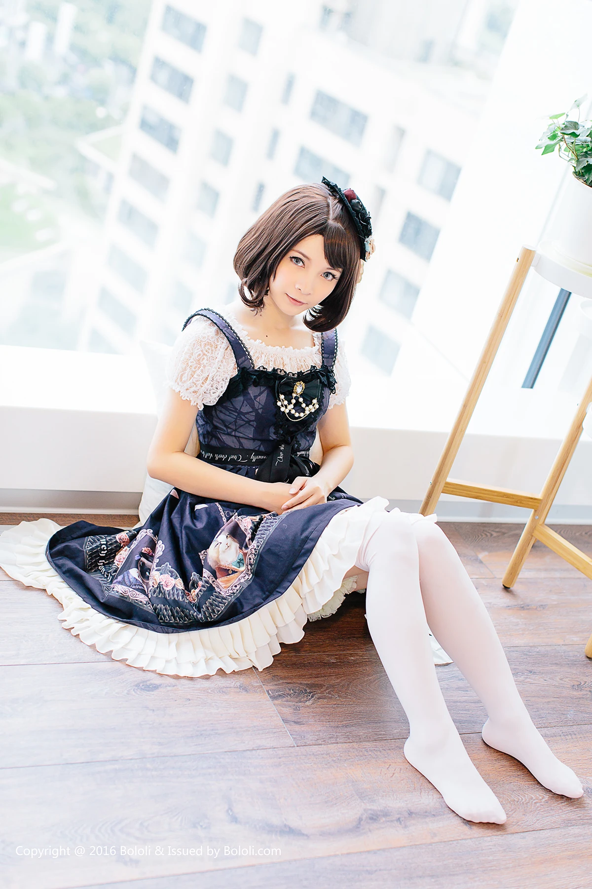 [日系偶像女团KIMOE] 激萌文化 2016.10.18 KIM005 鱼丸小lo装 – 刘丽娜