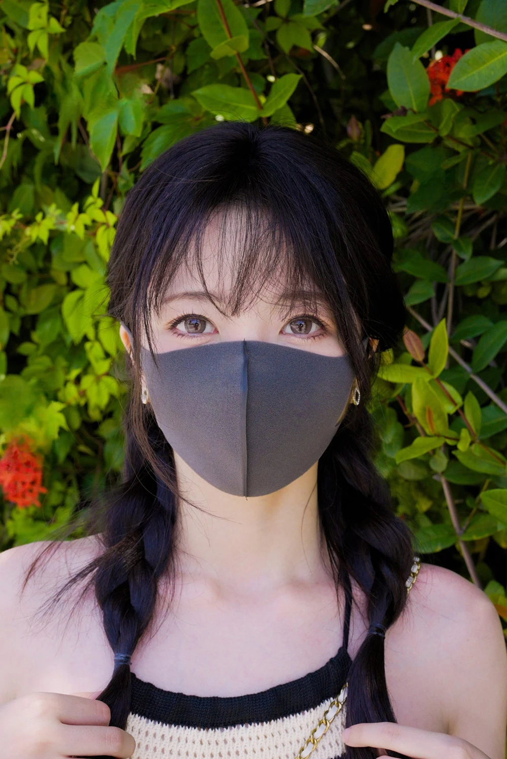 GIej15sbkAAxvv_-scaled_04_05_2025