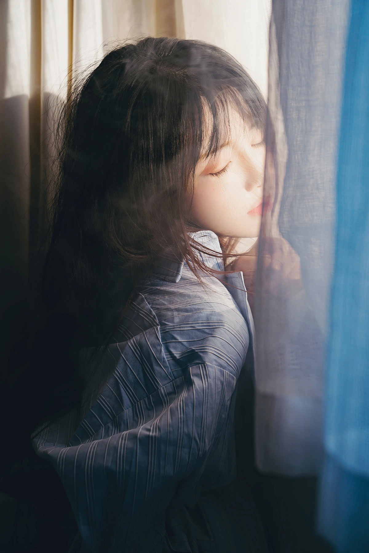 [桜桃喵] 蓝衬衫