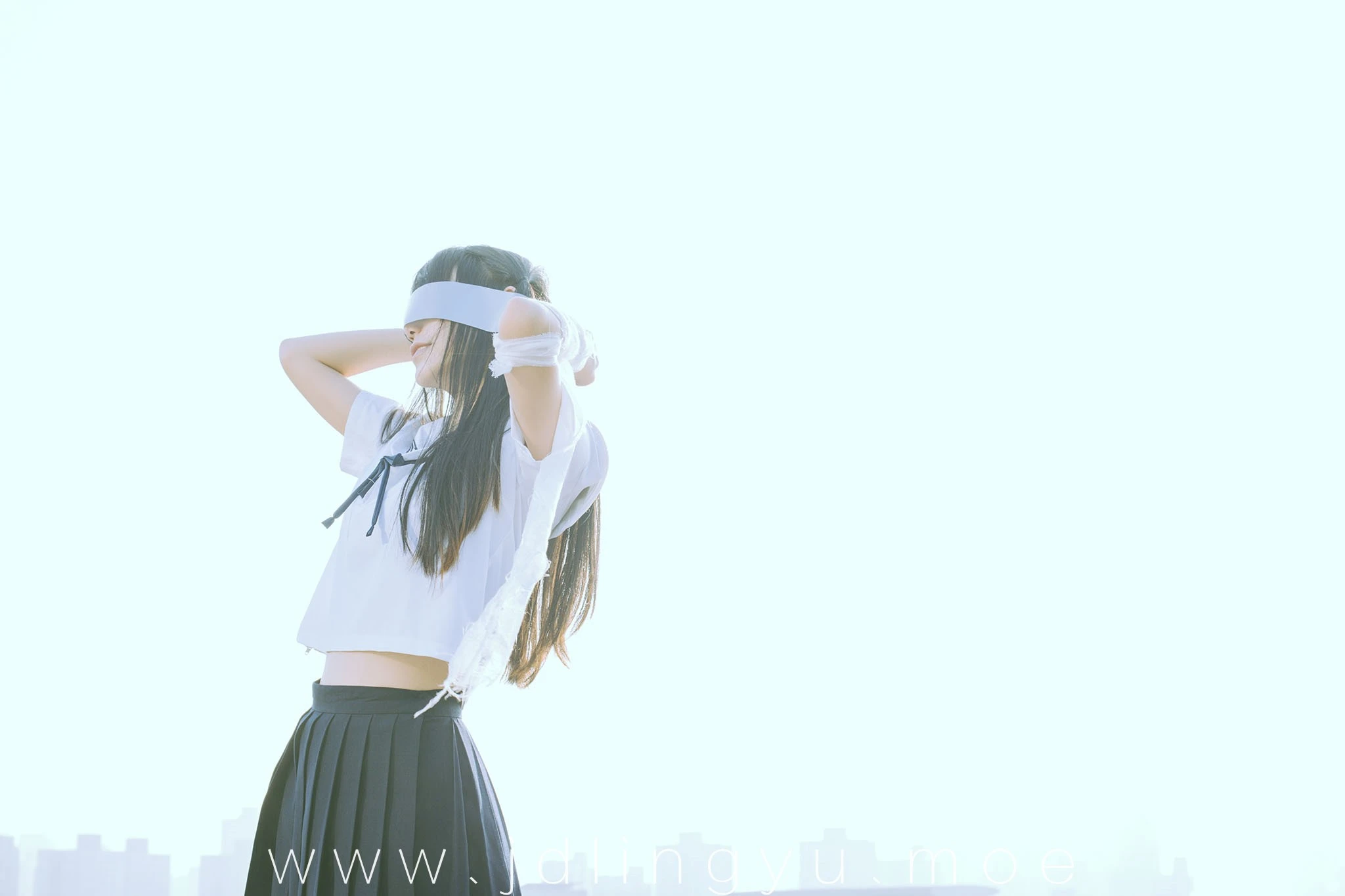 2017-02-26_21-39-43_04_28_2025