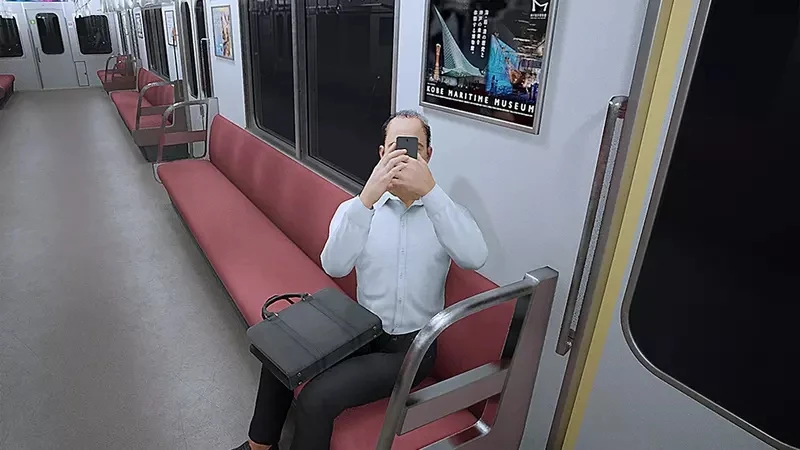 《这样拿手机的人》在电车上容易造成别人不舒服？不希望被当成偷拍魔就要这样自保