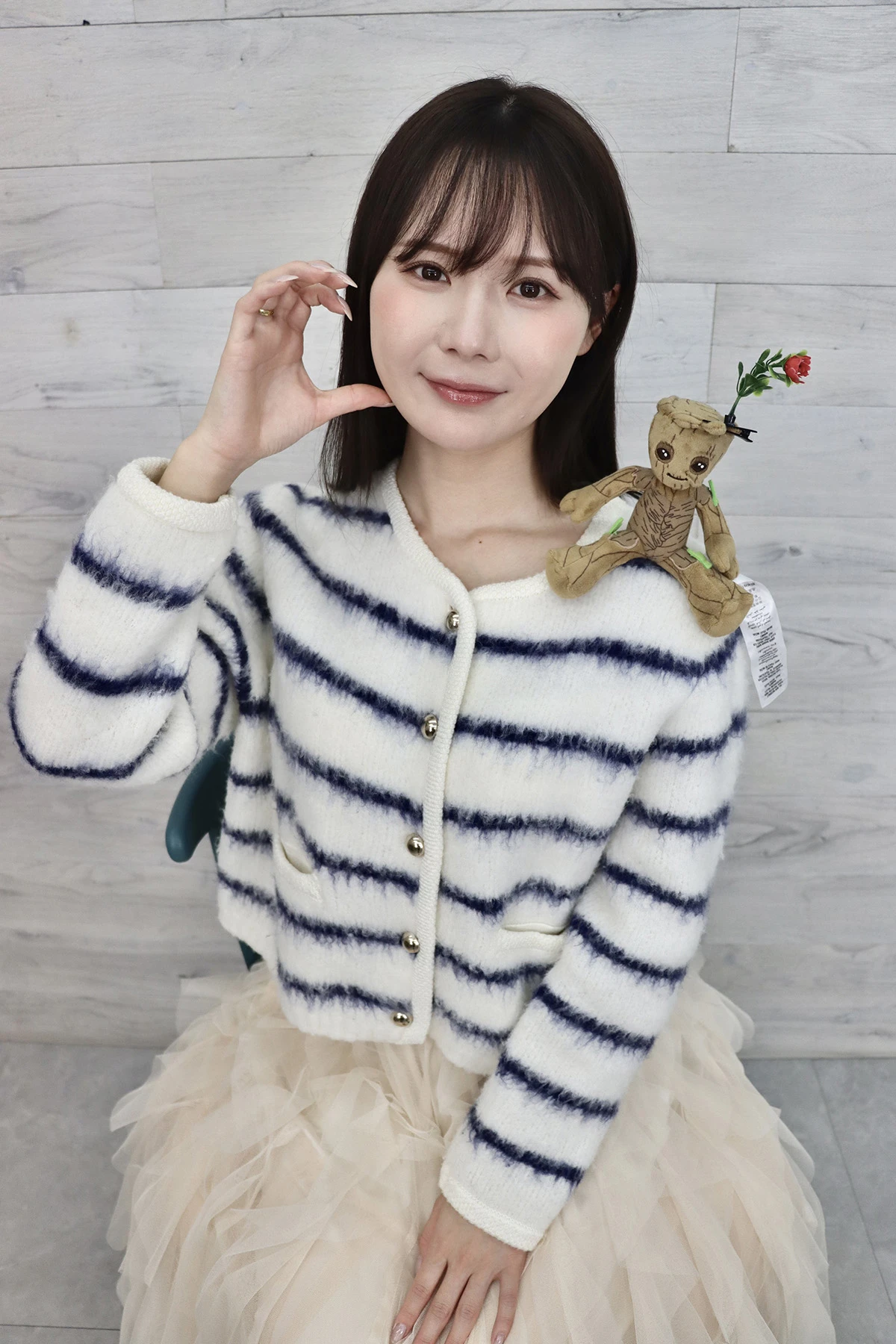 GcOqSBMakAA92Hm_06_23_2025