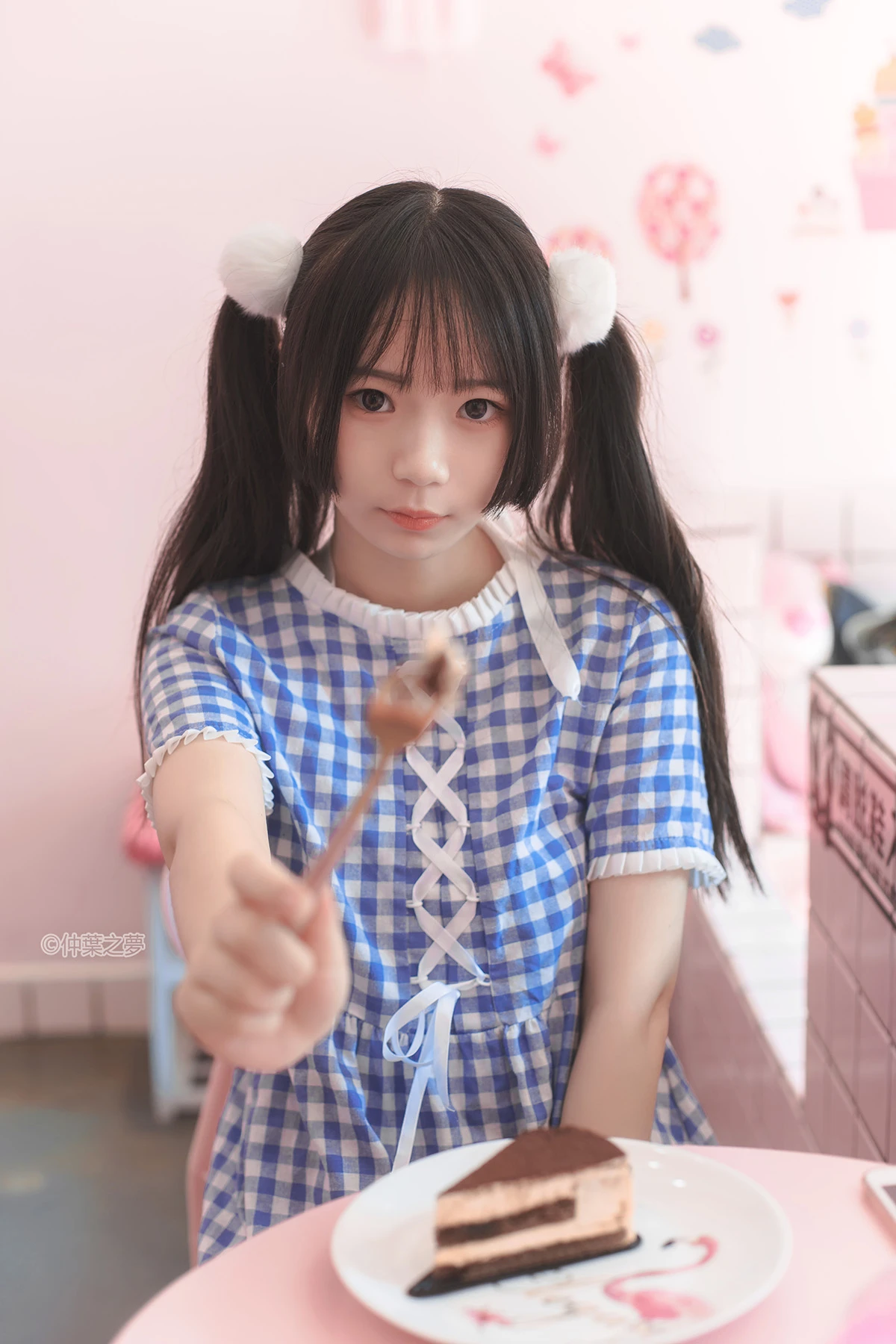 [轻兰映画] SPL.010 半度度度喵 蓝白格子连衣裙
