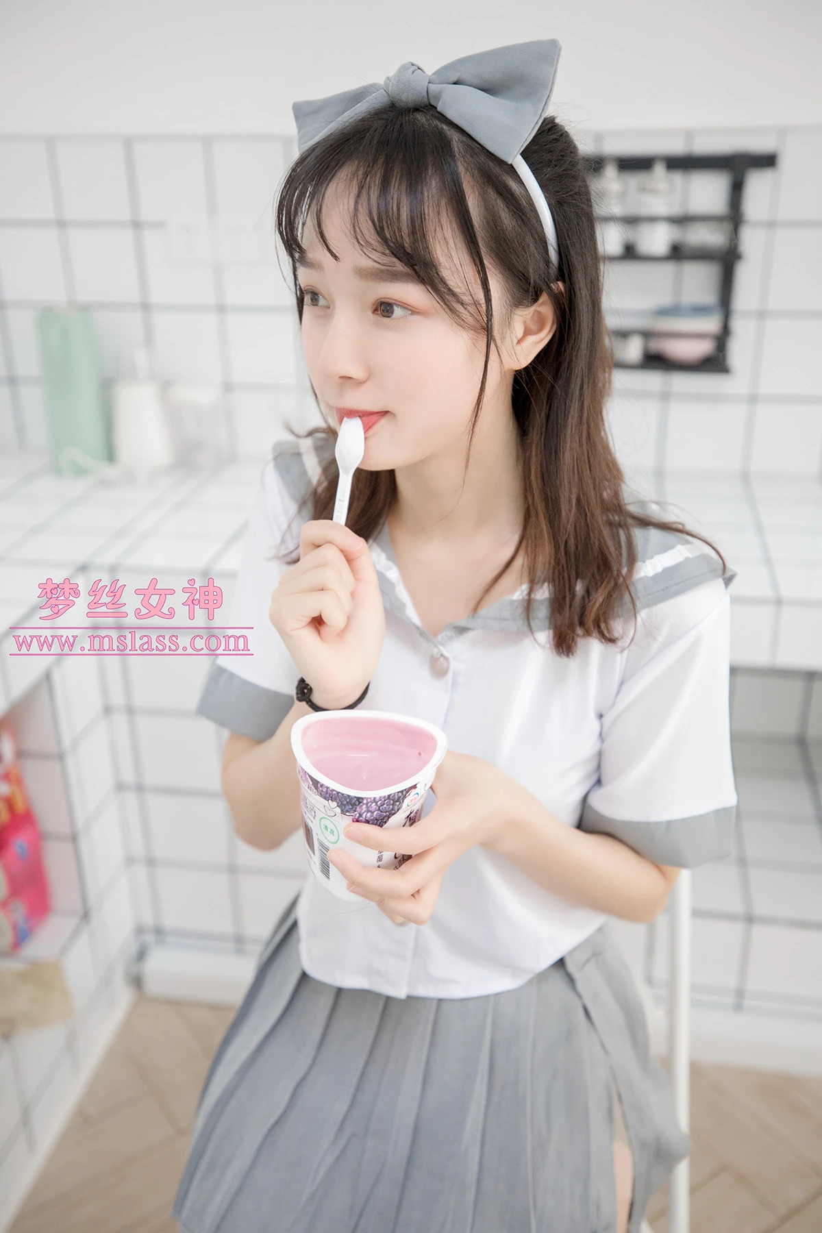 [MSLASS]梦丝女神 – 玥玥 白色丝袜领域