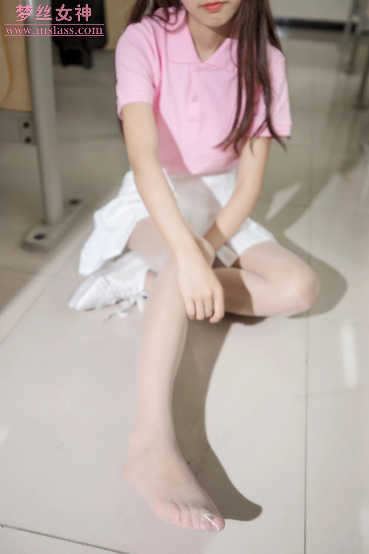 [MSLASS]梦丝女神 – 小兔 校园黑丝和白丝的可爱