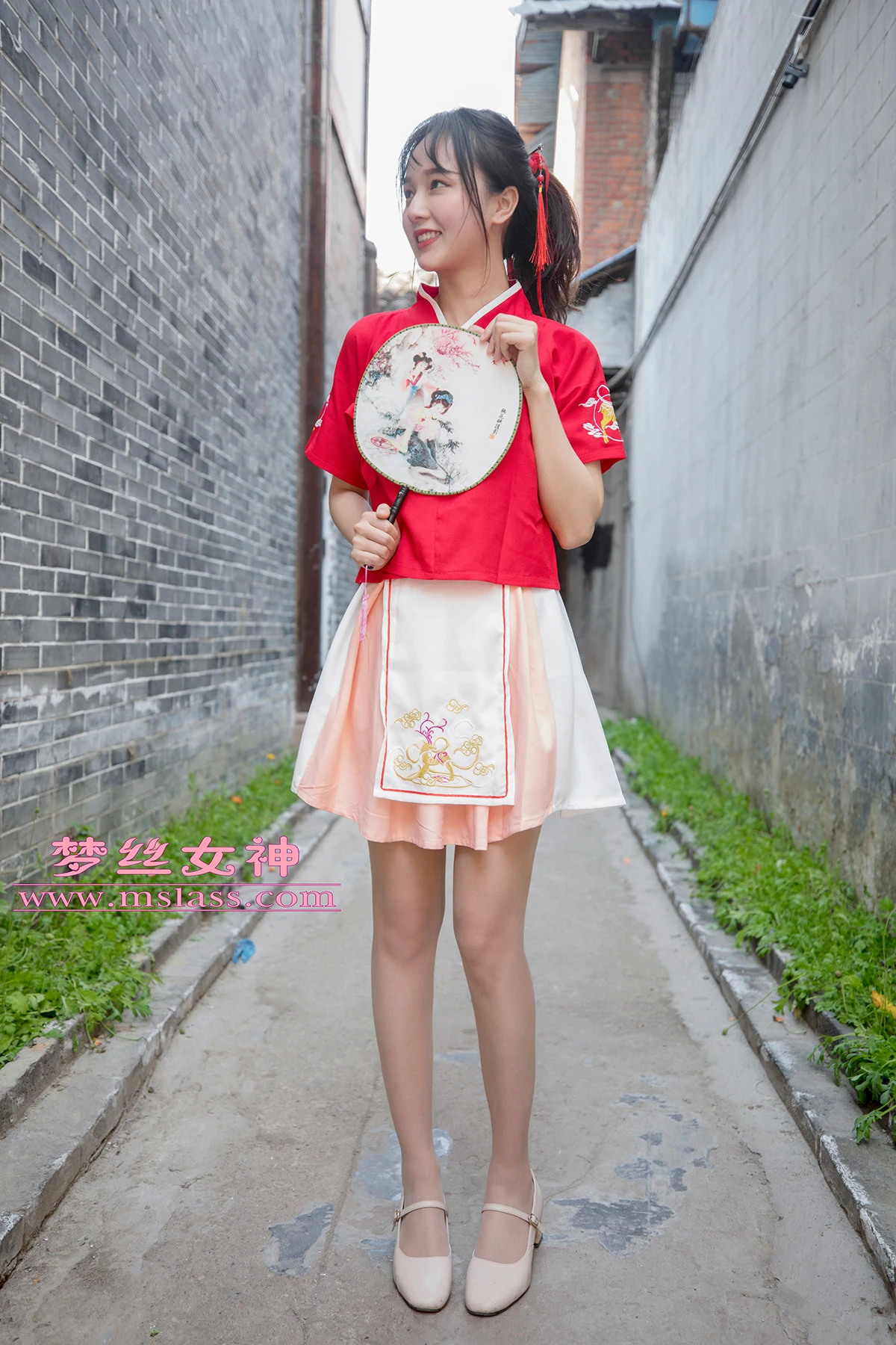 [MSLASS]梦丝女神 – 玥玥 长城古风少女