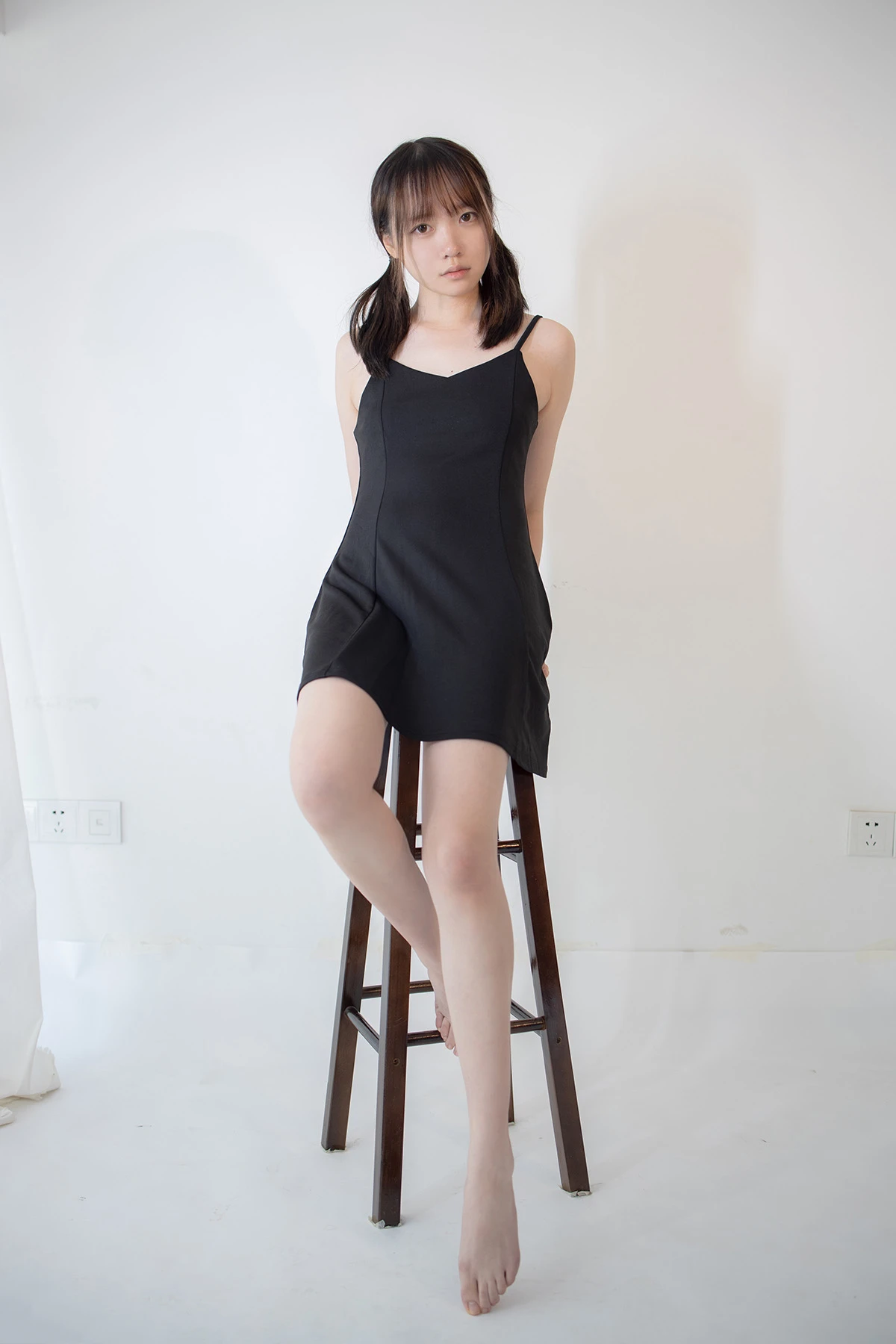 [森萝财团] JKFUN-049 Aika 百圆定制1.5-2 高跟鞋果足