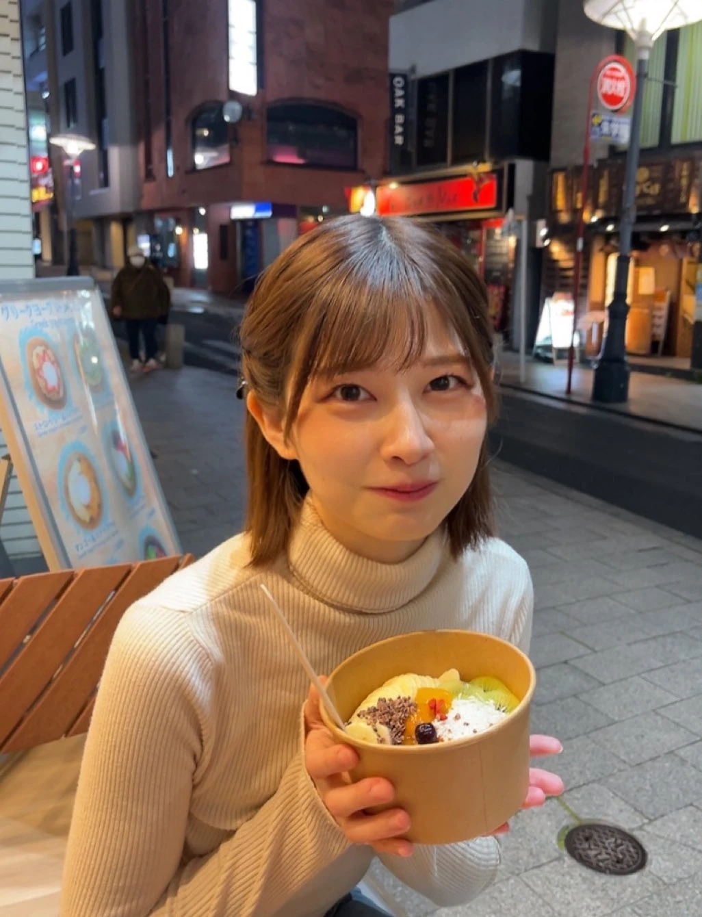 职场美女《佐保里SAO》可爱外貌爆红!就连马斯克都转贴她!