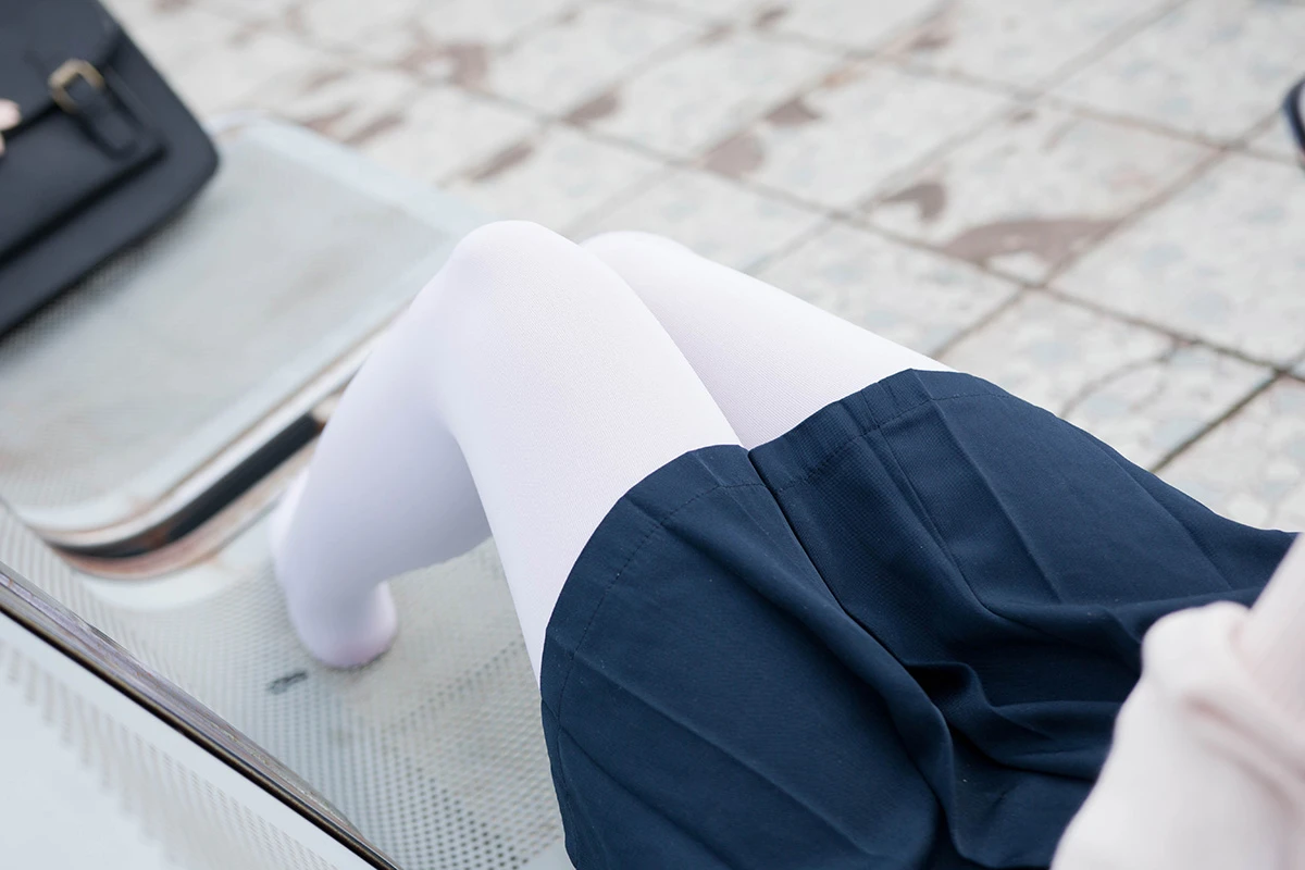 [七奈写真馆] 半度度度喵 喵喵的白丝水手服