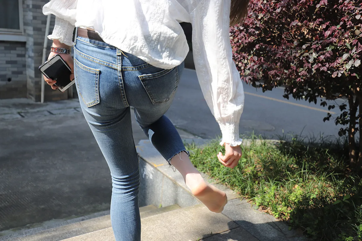 [大西瓜爱牙膏] 牛仔裤肉丝