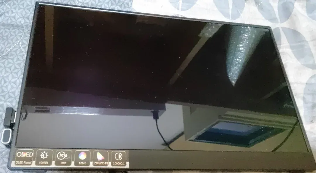 网友用乐高组出打造出怀旧风PC电脑!成本超低!