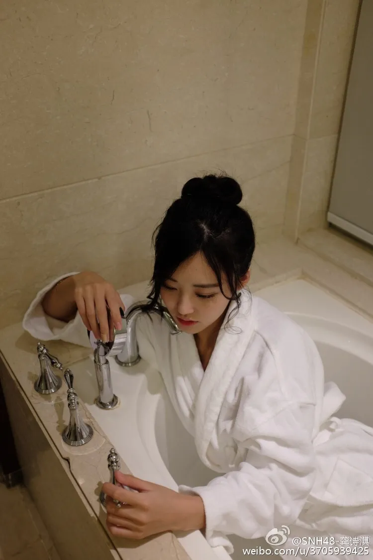 2017-03-04_22-47-21_10_26_2025